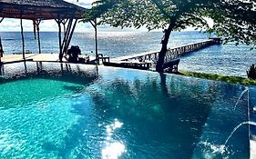Sanctum Una Una Eco Dive Resort